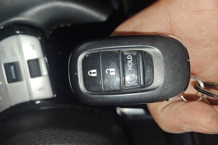 Used Honda CR-V 2023 2.0L eHEV Two-Wheel Drive Smart Brilliance Edition
