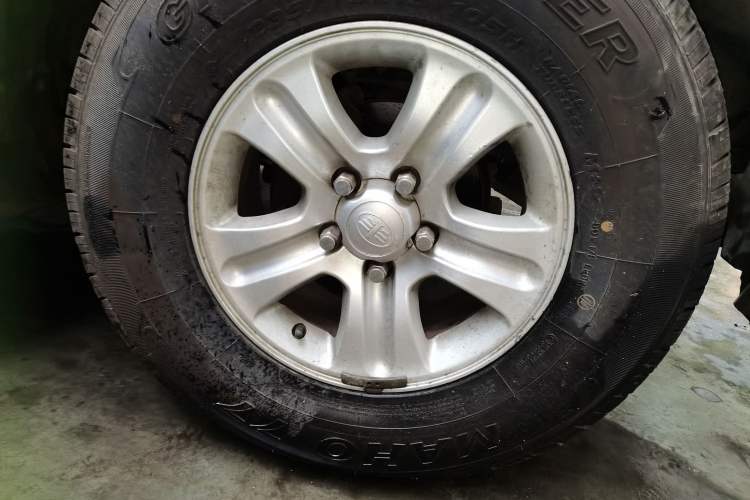 Used FAW Kuncheng 2013 2.2L Elite Edition