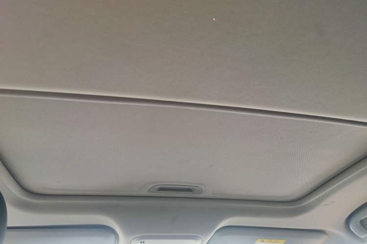 Used Buick GT 2021 Revised Version 1.3T Automatic Mild Hybrid Elite Edition Headliner