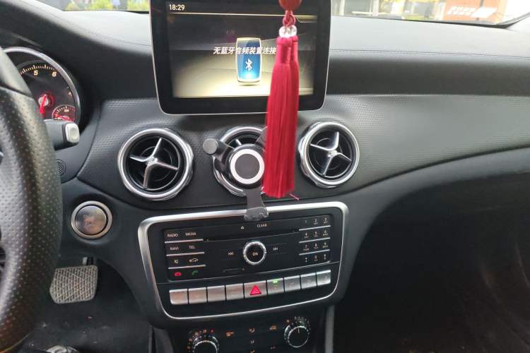 Used Mercedes-Benz GLA 2017 GLA 220 4MATIC Fashion Model Audio And AC Panel