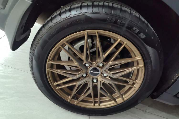 Used Honda Vezel 2017 1.5L CVT 2WD Comfort Model Exterior 3