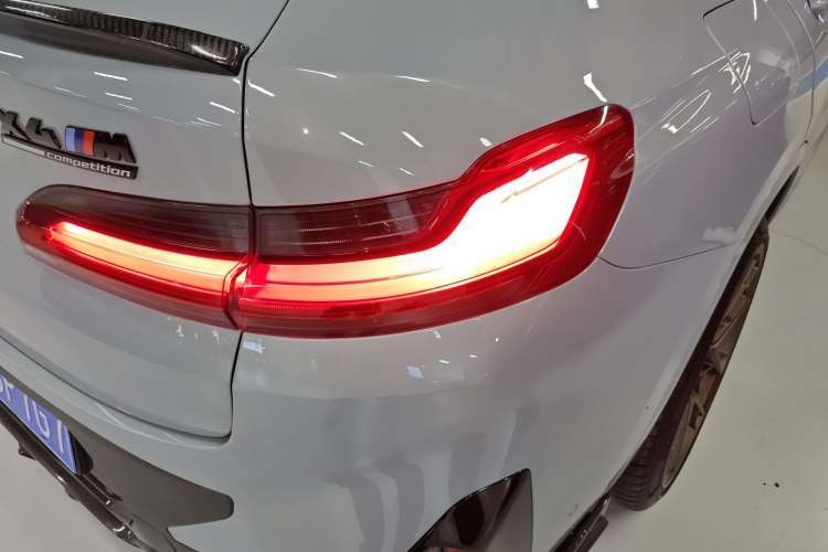 Used BMW X4 2022 M40i