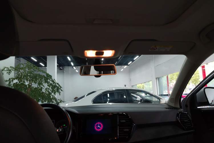 Used Jetta VS5 2019 280TSI Automatic Glory Edition Headliner