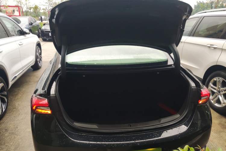 Used Buick LaCrosse 2022 652T Luxury Version
