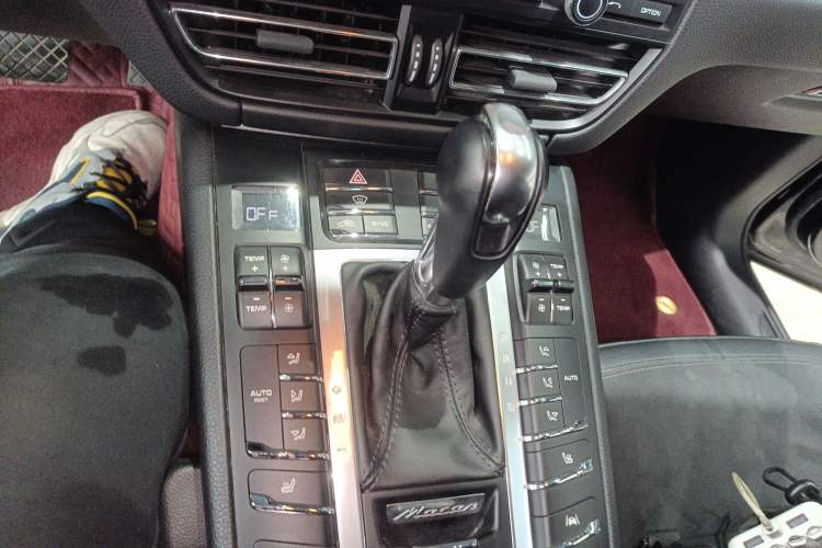 Used Porsche Macan 2018 Macan 2.0T