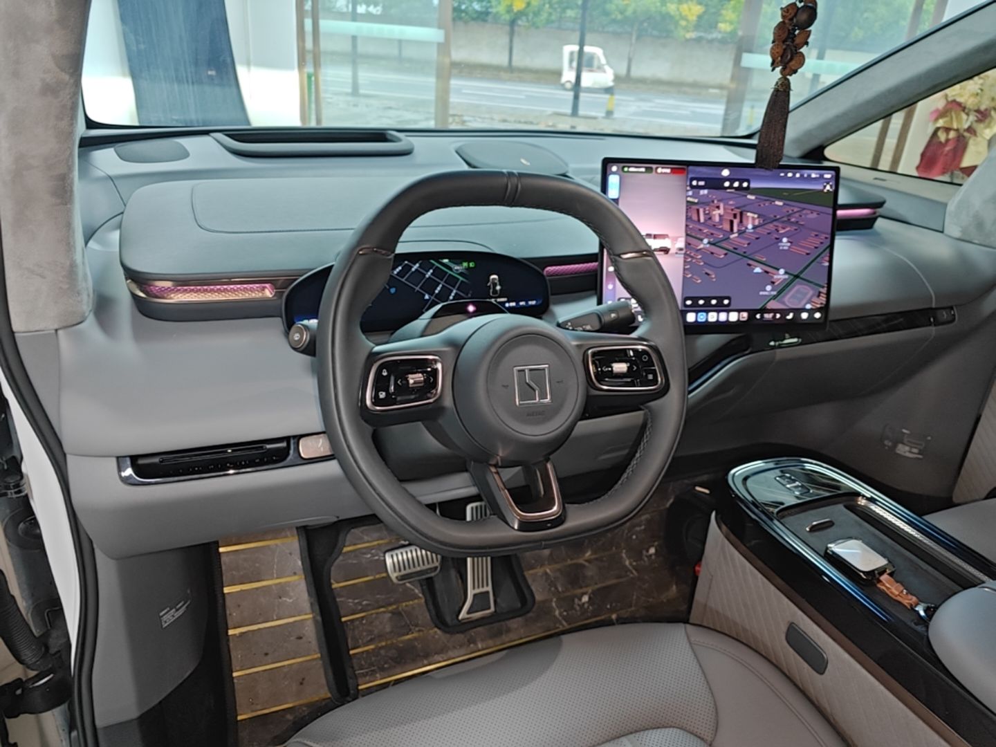 Zeekr MIX 2025 Long-Range Intelligent Driving Edition — снимка 19