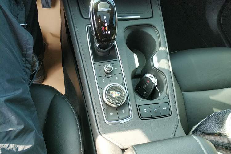 Used Cadillac XT4 2018 28T Two-Wheel Drive Leading Version
