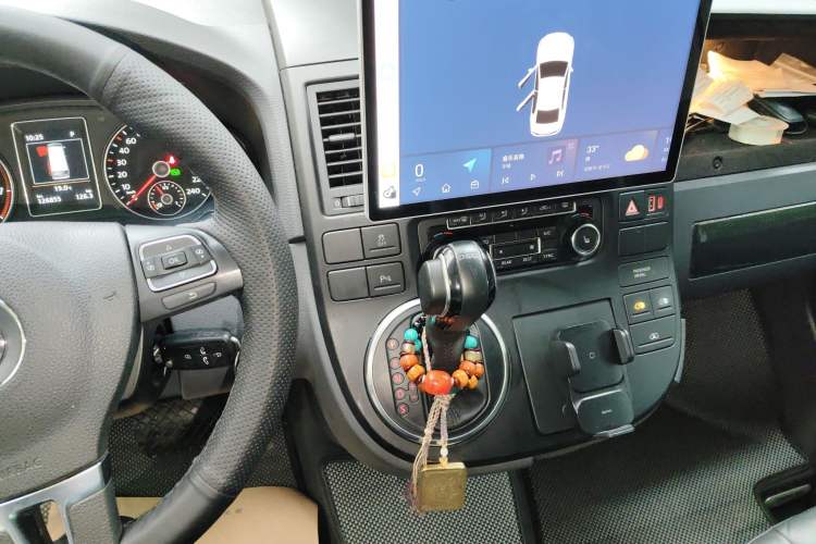 Used Volkswagen Multivan 2012 2.0 TSI Two-Wheel-Drive Luxury Edition
