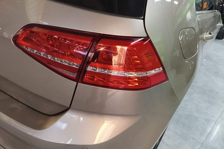 Used Volkswagen Golf 2015 1.4TSI Automatic Luxury Model Right Rear Taillight