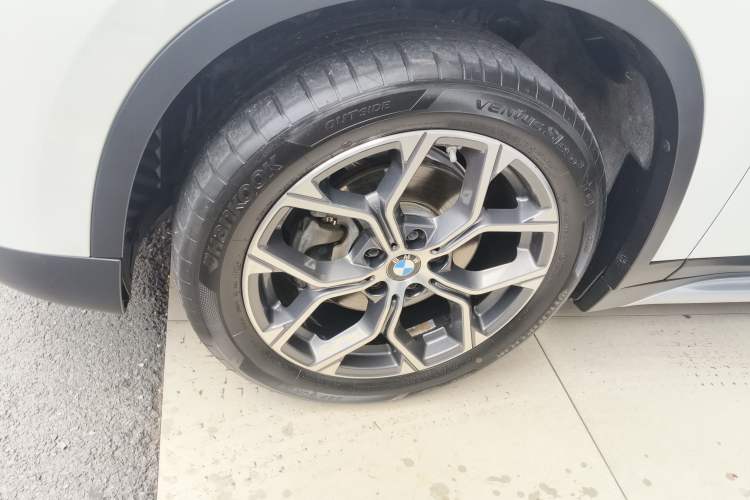 Used BMW X1 2021 sDrive20Li Premium Edition Left Front Wheel Hub