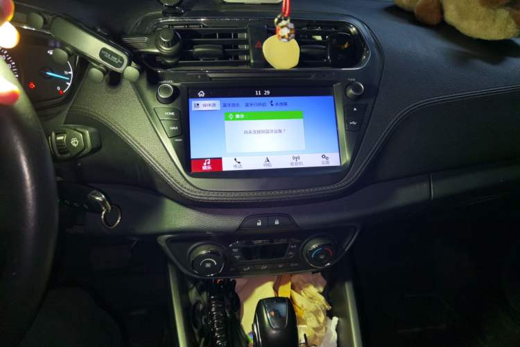 Used Ford Escort 2017 Happiness Edition 1.5L Automatic Fashion Version Audio And AC Panel