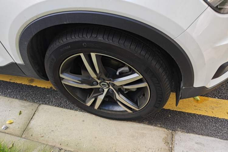 Used Volvo XC40 2020 T4 4x4 Smart Luxury Sport Edition