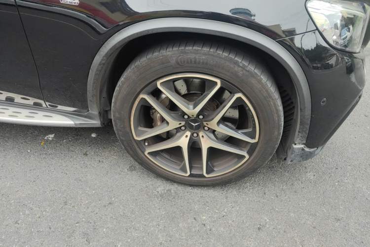 Used Mercedes-Benz GLC AMG 2018 AMG GLC 63 4MATIC+ Right Front Wheel Hub