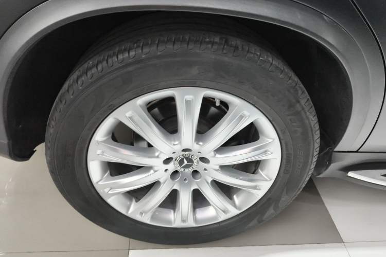 Used Mercedes-Benz GLE Coupe 2017 GLE 320 4MATIC Coupe SUV
