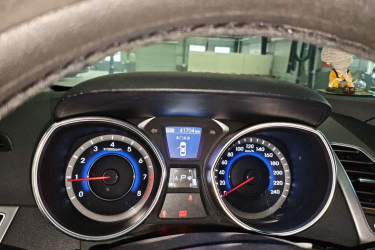 Used Hyundai Elantra (5th Generation / Langdong) 2016 1.6L Automatic Prestige Model
