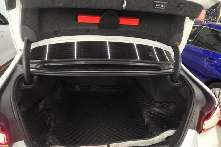 Used BMW 5 Series 2022 Second Facelift 530Li Leading Edition M Sport Package
