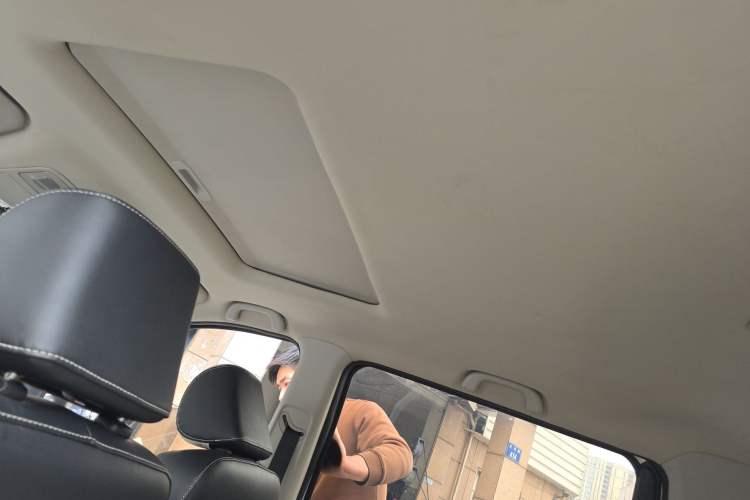 Used CHANGAN KAICHENG Oushang A600 2018 1.5L Manual Luxury Model Headliner