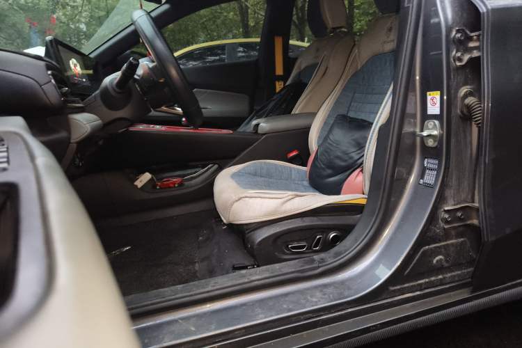 Used GAC Trumpchi EMPOW 2021 270T DCT J16 Version Left Front Seat