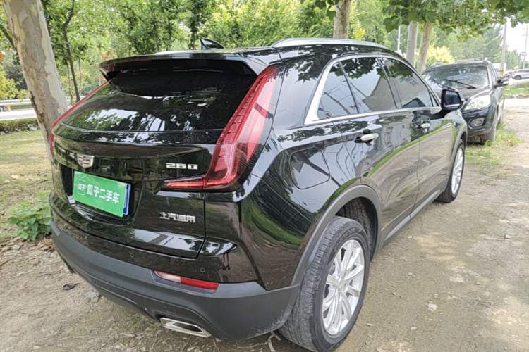 Used Cadillac XT4 2021 28T Two-Wheel Drive Tech Edition