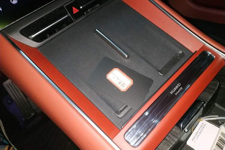 Used Hima Luxeed S7 2024 Pro Rear-Drive Long-Range Version Interior 1