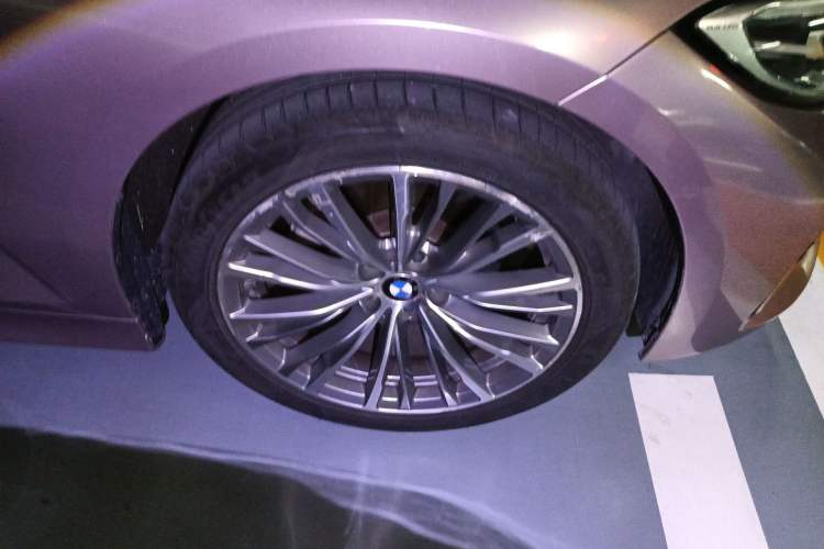 Used BMW 3 Series 2020 325Li First Edition Right Front Wheel Hub