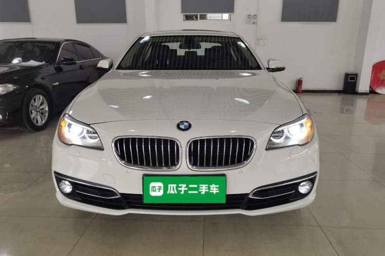 Used BMW 5 Series 2014 525Li Luxury Design Package
