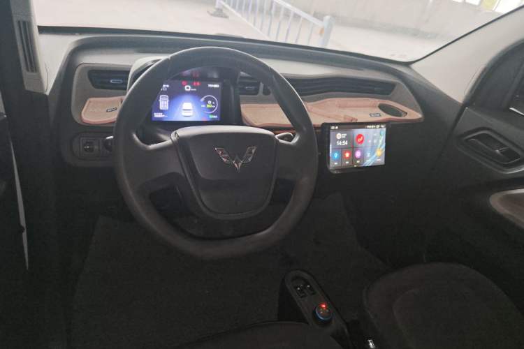 Used Wuling Hongguang MINIEV 2020 Freedom Version Lithium Iron Phosphate