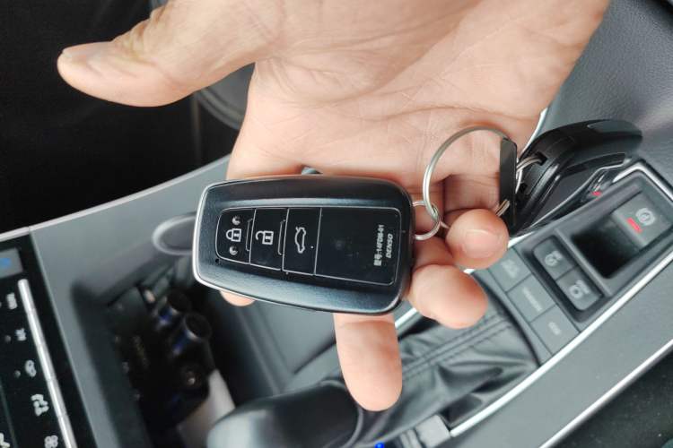 Used Toyota Avalon 2019 2.5L Touring Premium Version China VI Standard