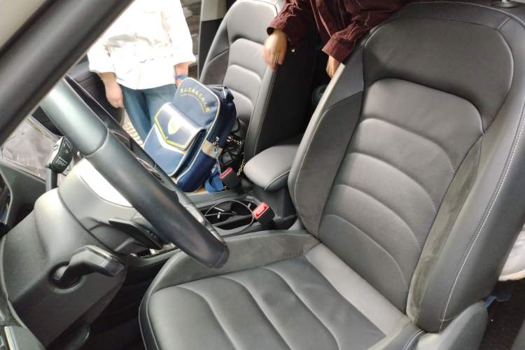 Used Volkswagen Tiguan L 2021 330TSI Automatic Two-Wheel Drive R-Line Enhanced Edition