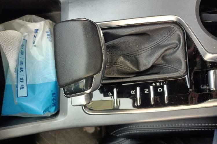 Used CHANGAN CS75 PLUS 2022 1.5T Automatic Luxury Model
