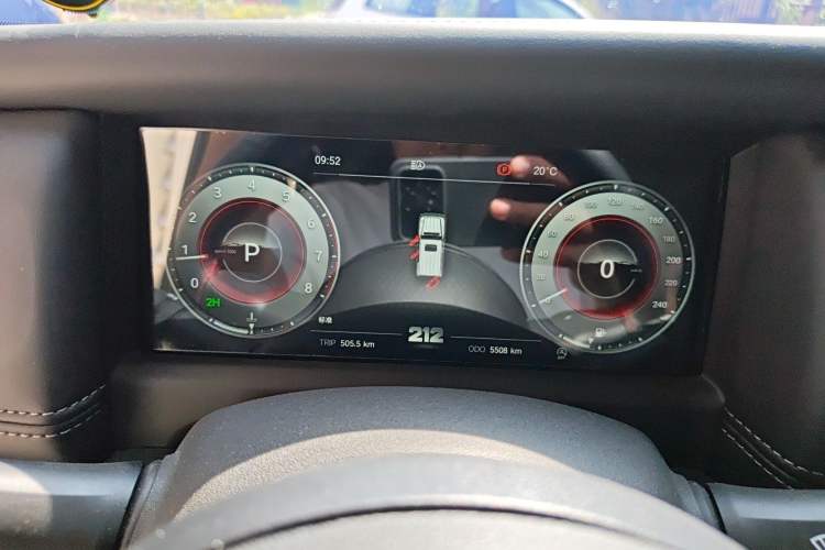 Used 212 T01 2024 2.0T Explorer Instrument Cluster