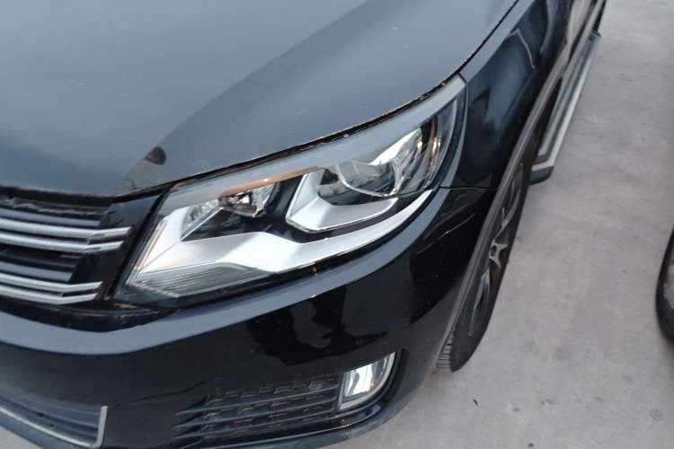 Used Volkswagen Tiguan 2015 1.8TSI Automatic Two-Wheel Drive Luxury Model Left Front Headlight