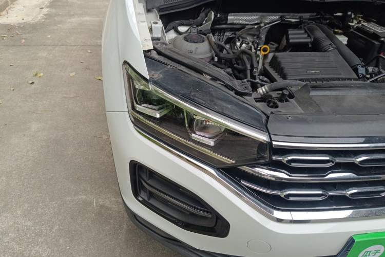 Used Volkswagen Tayron 2022 280TSI Two-Wheel Drive Luxury Smart Connectivity Version Right Front Headlight