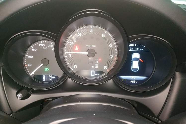 Used Porsche Macan 2024 Macan 2.0T