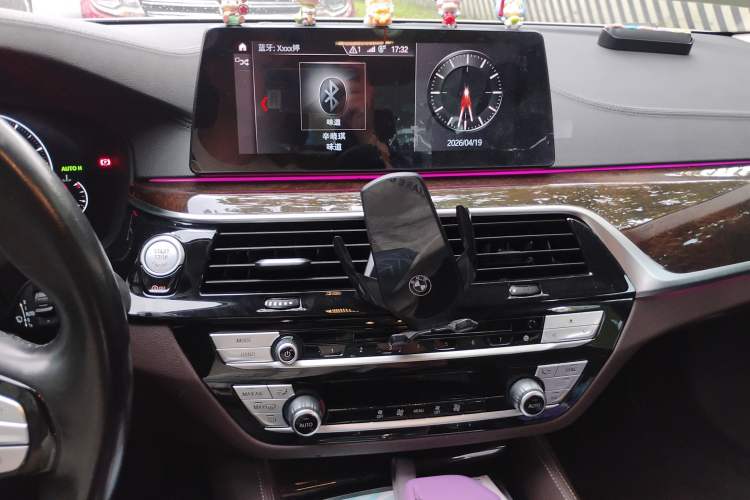 Used BMW 5 Series 2019 Facelifted 525Li Luxury Package
