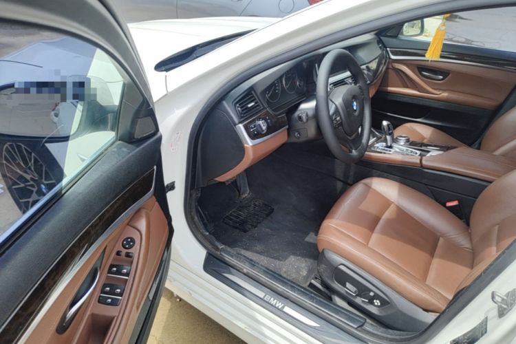 Used BMW 5 Series 2014 528Li xDrive Premium Edition
