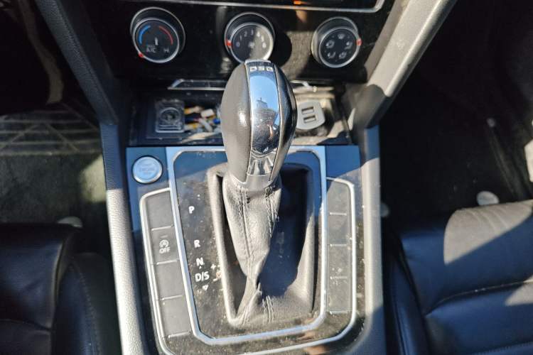 Used Volkswagen Magotan 2018 280TSI DSG Leading Model Gear Lever