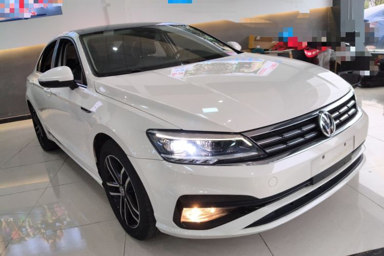 Used Volkswagen Lamando 2019 280TSI DSG Comfort Edition China V Standard Front Right 45 Deg
