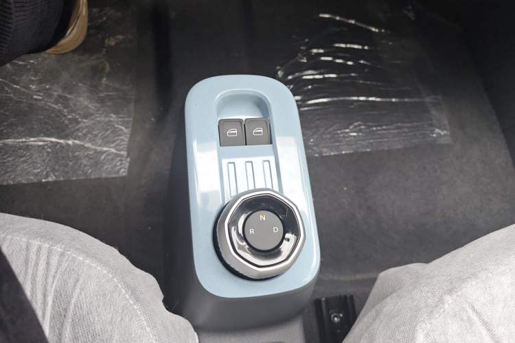 Used Geely Galaxy Panda 2024 Panda Mini 200km Dragon Edition