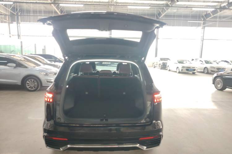 Used Geely Auto Monjaro L 2021 2.0TD DCT EVO Two-Wheel Drive Prestige Version Trunk