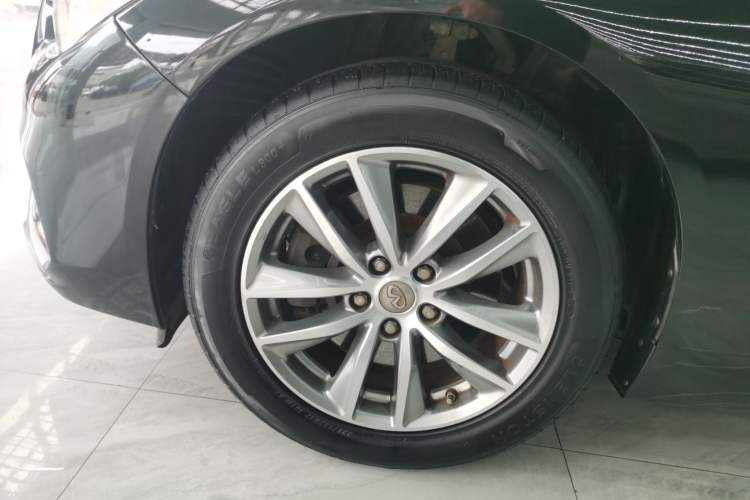 Used Infiniti Q50L 2018 2.0T Comfort Edition China VI Standard