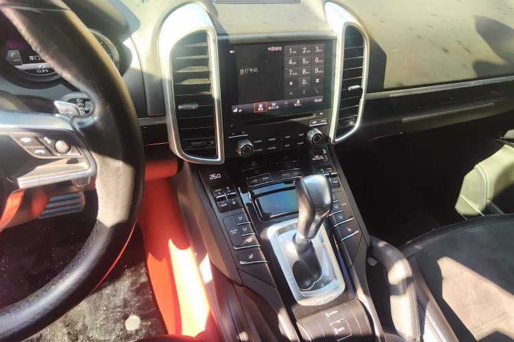 Used Porsche Cayenne E-Hybrid 2016 Cayenne S E-Hybrid 3.0T
