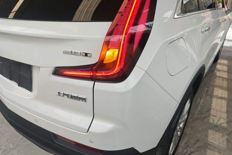 Used Cadillac XT4 2020 Revised Version 28T Two-Wheel Drive Tech Edition