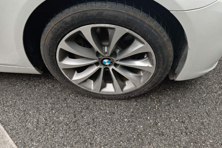 Used BMW 5 Series 2017 525Li Leading Model