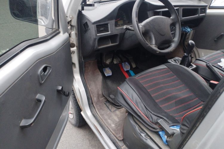 Used Wuling Zhiguang 2015 1.2L Practical LS-I Model Driver Seat