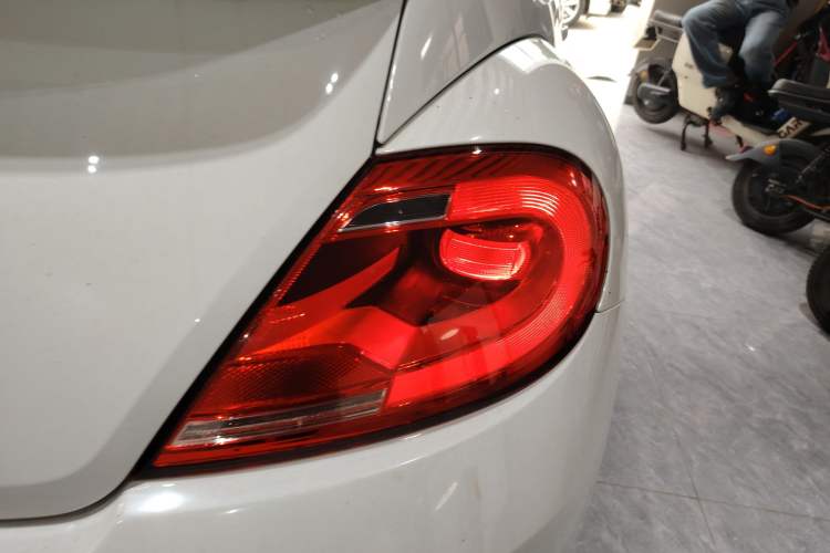 Used Volkswagen Beetle 2014 1.4TSI Fashion Edition Right Rear Taillight