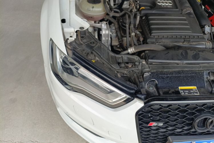 Used Audi A3 2016 Limousine 35 TFSI Prestige Edition Right Front Headlight