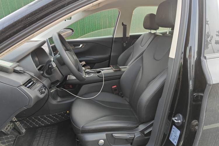 Used Hongqi E-QM5 2022 431 km Charge & Enjoy Edition Left Front Seat