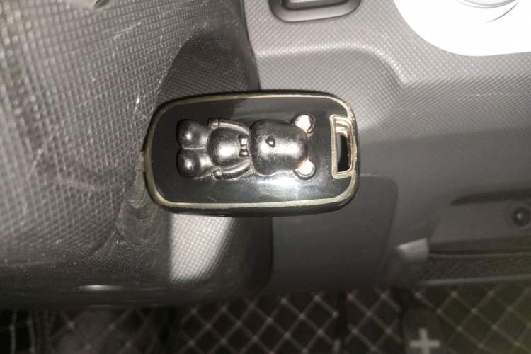 Used Wuling Hongguang MINIEV 2021 Macaron Fashion Model Lithium Iron Phosphate
