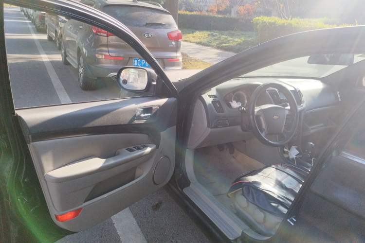 Used Chevrolet Epica 2013 1.8 SL ZhiZhen Edition MT